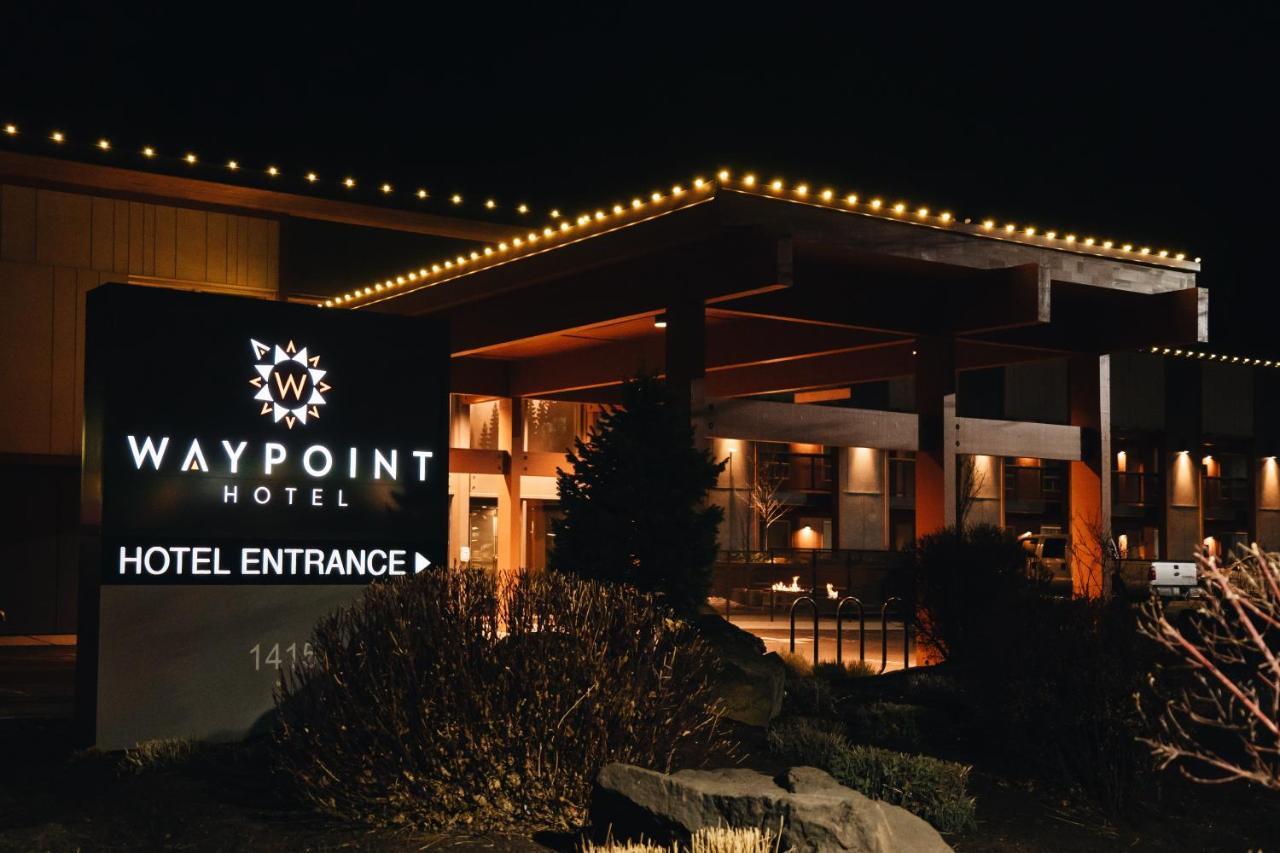 Waypoint Hotel Bend Eksteriør bilde